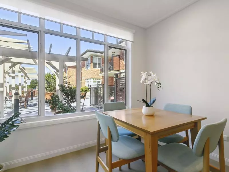 Newly Refurbished Haven with Bright Open Living