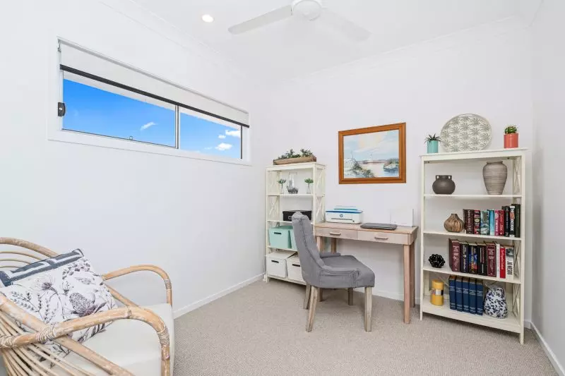 Simplicity and Style – Bright Modern Haven