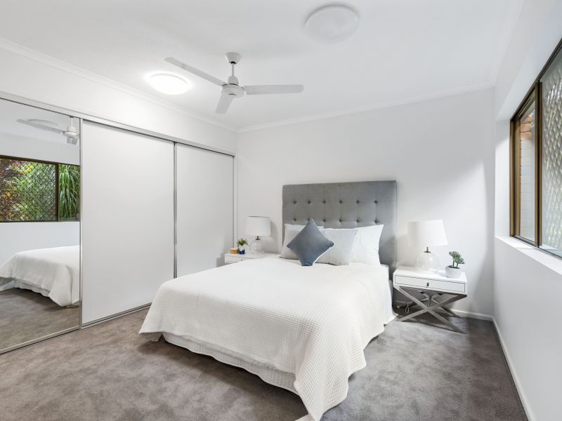 Serene top floor one-bedroom apartment