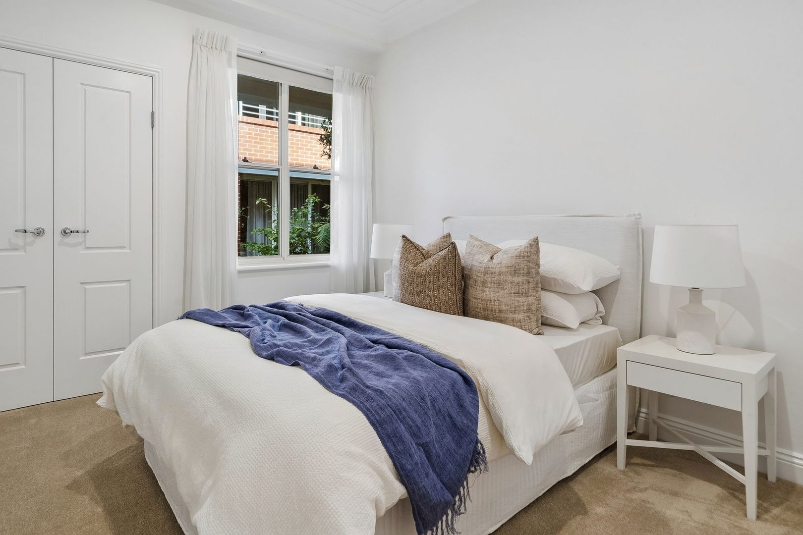 Elegant two-bedroom apartment with dual outdoor spaces