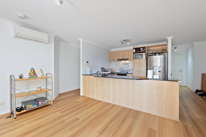 Central Spacious Living, with Resort-Style!