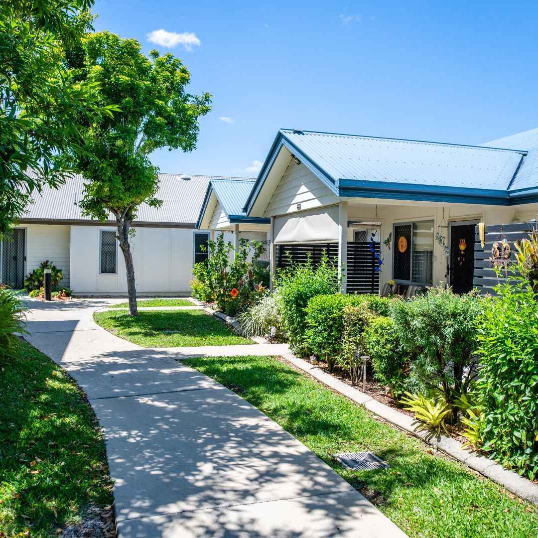 Villa 4 - Kingfisher - 2 Bedroom + 1 Bathroom - Oak Tree Park Avenue 