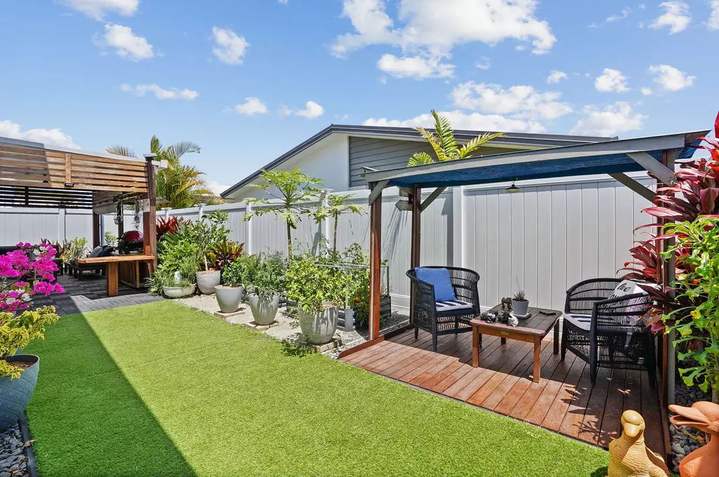 Dominica by Palm Lake Resort