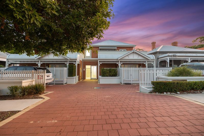 Luxury Federation Residence