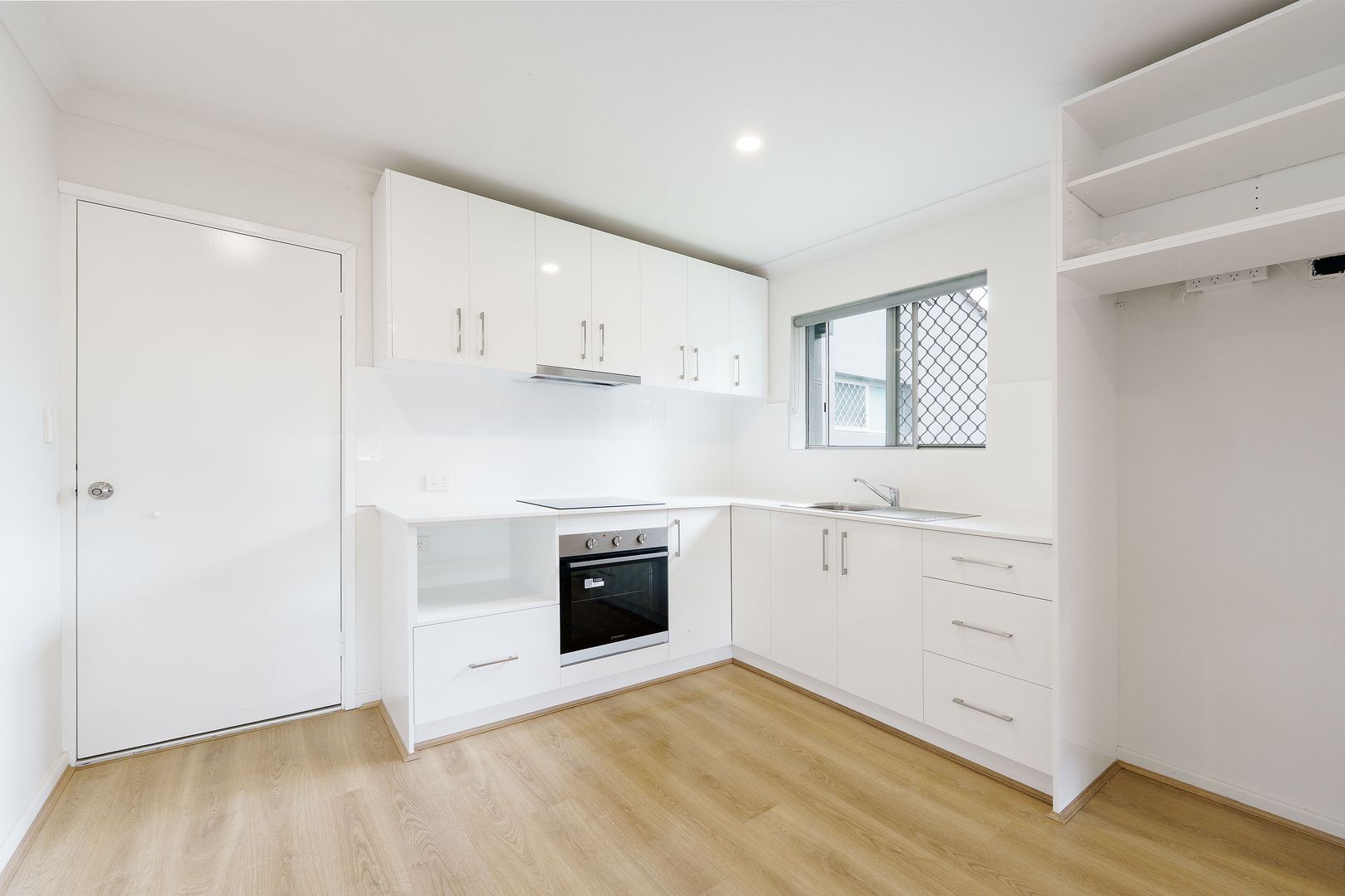 Aspen Living Viveash 