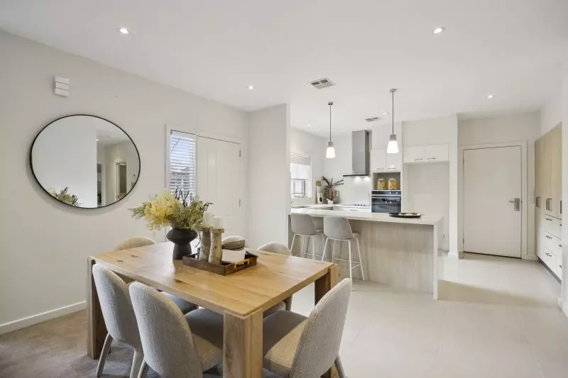 Modern 2-bedroom villa with private courtyard