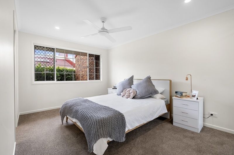 Retire With Views Of The Albert River