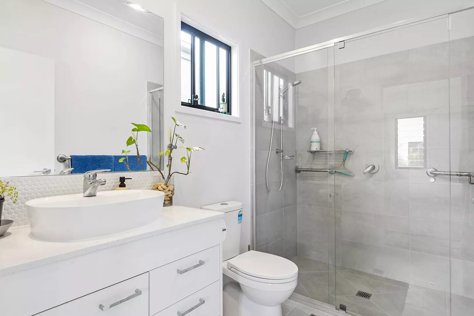 Modern Move-In Ready Low-Maintenance Living With Style