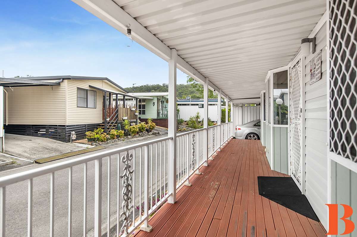 Three Bedroom Residence - Spacious and Open - Full Length Verandas Front and Rear