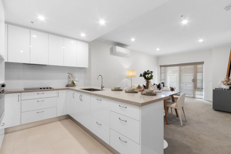 Stylish one-bed ground-floor apartment with outdoor space