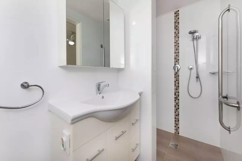 Beautiful Renovated Serviced Apartment for those requiring assisted independent living