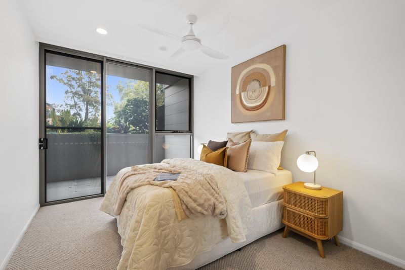 Elegant apartment with views to the tree tops