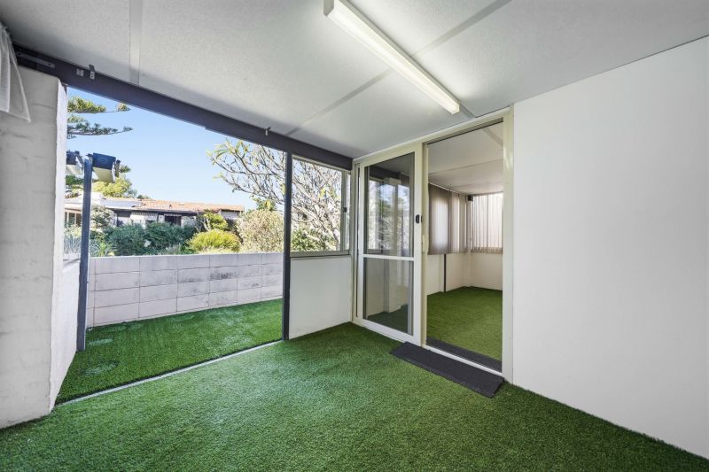 Well Presented Unit with Relaxing Garden Views