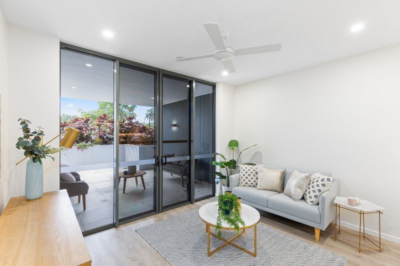 Light, bright and spacious two-bedroom apartment