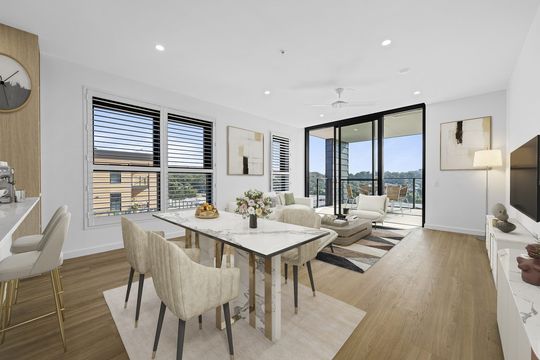 Expansive Apartment with large balcony