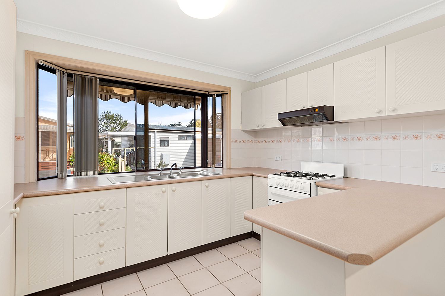 Broadlands Green Point - Serene outlook - Superb Home