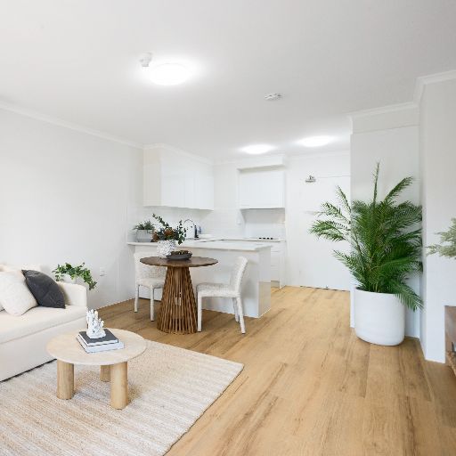 One Bedroom | Unit 106