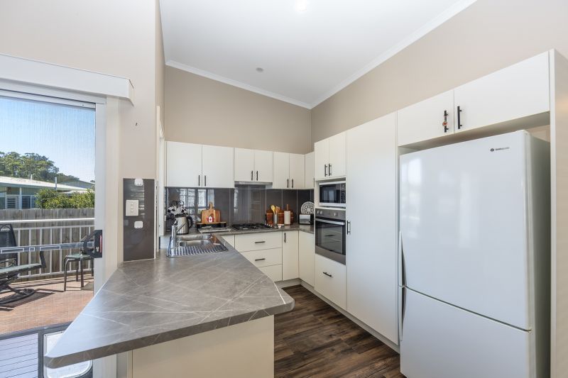 Stylish & Spacious - Two Bedroom Retreat