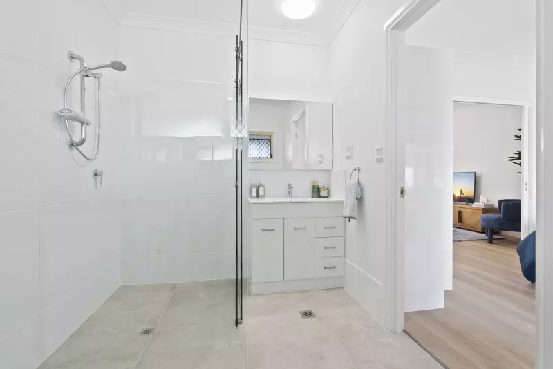 Open-plan one-bedroom apartment