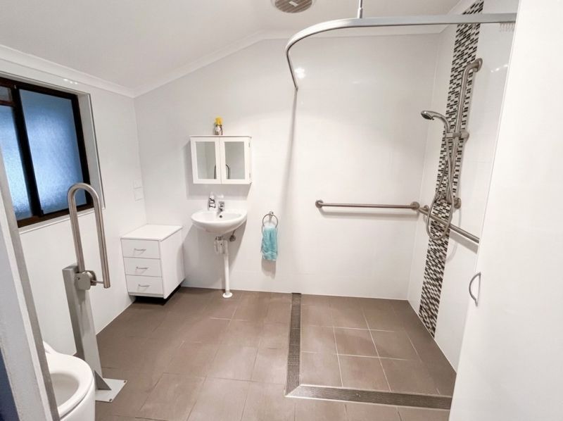 Accessible Living with Views!