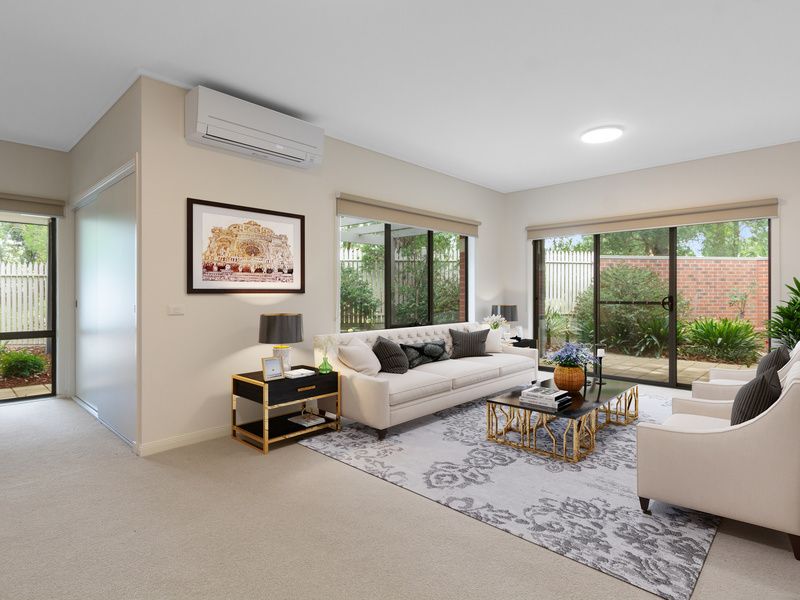 Looking for the space of a house, with a garden to match?