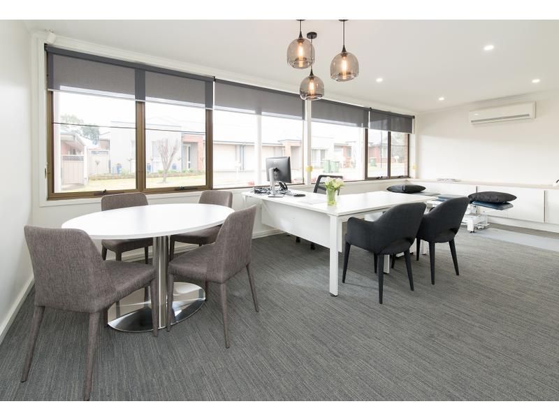 "Under Offer"- Stockland Ridgehaven Rise Retirement Village -  Fully upgraded unit from $209,000