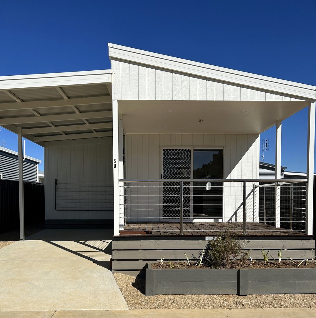 Nagambie Lifestyle Park - The Golden Whistler