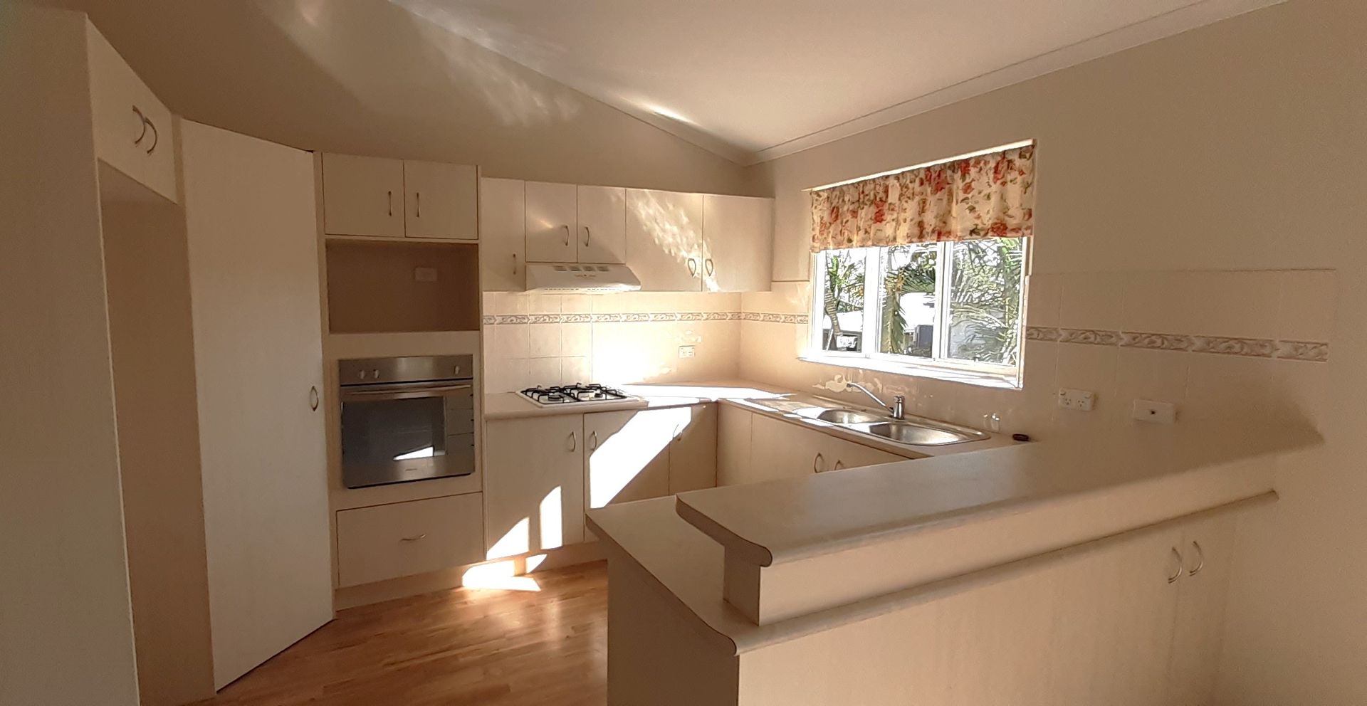 Palm Lake Resort Mt Warren Park 