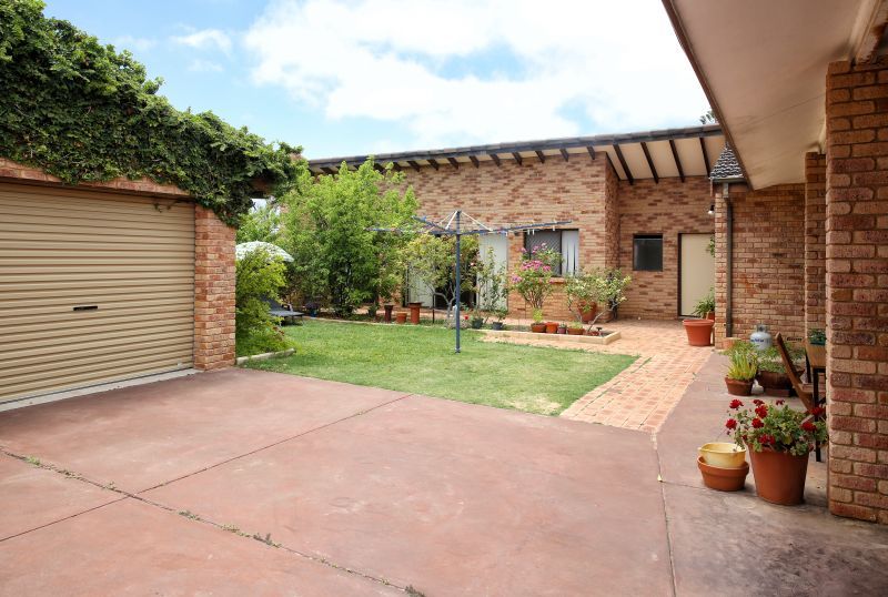 180 degree ocean views!