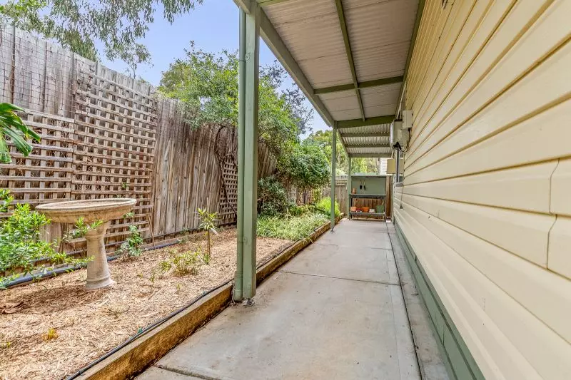 Outdoor Oasis – A Gardener's Dream Home!