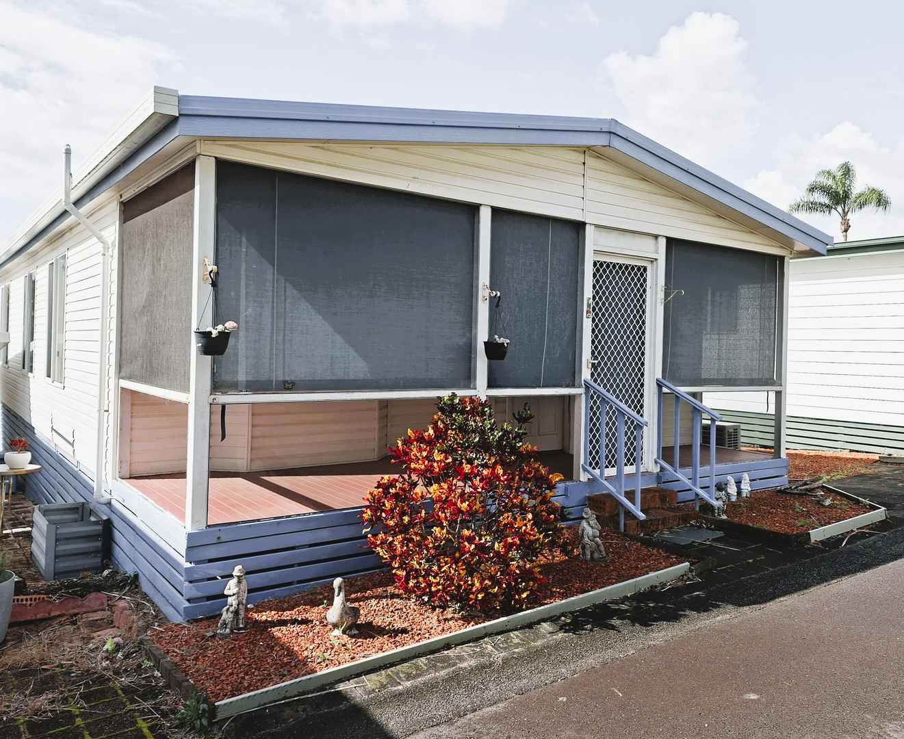 Spacious & Charming 2.5 Bedroom Home