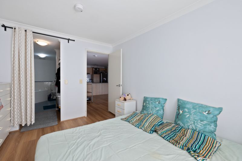 Central Spacious Living, with Resort-Style!