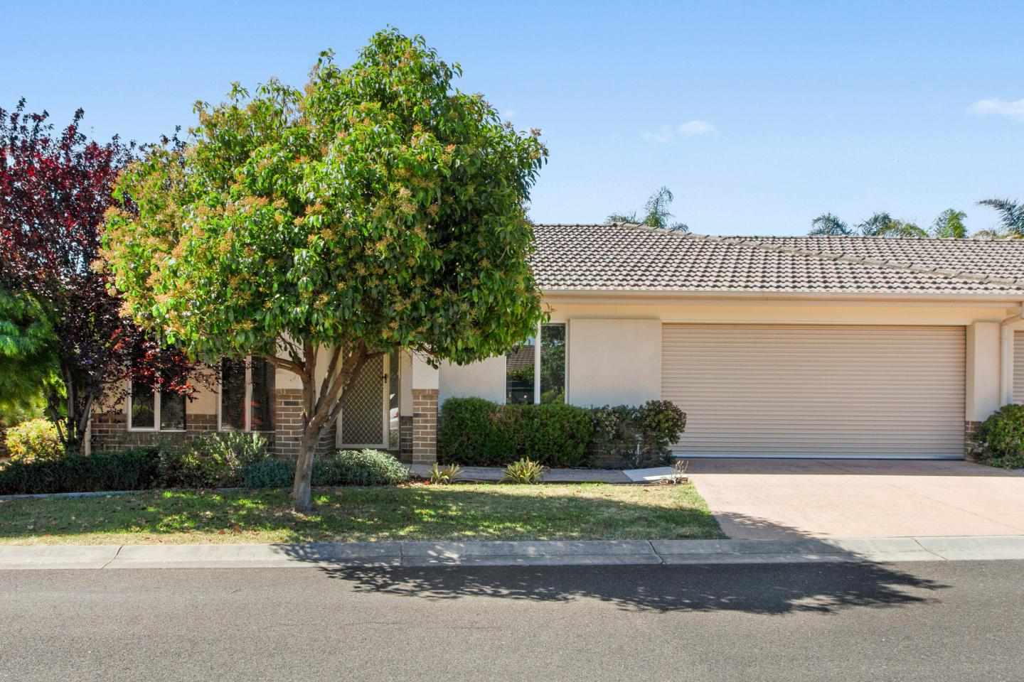 49/1A Gowanbrae Drive, Gowanbrae