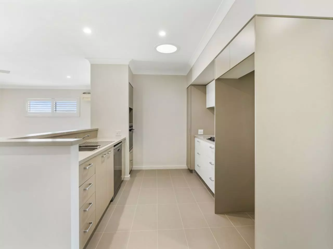 258/100 Gilchrist Drive, Campbelltown