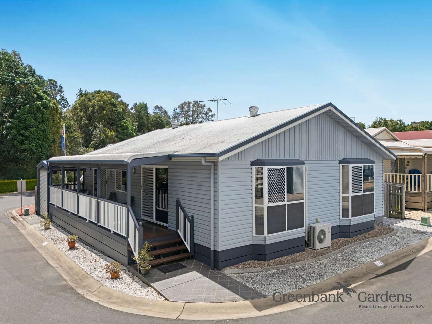 Introducing an Exquisite 3 Bedroom Home - GREENBANK GARDENS