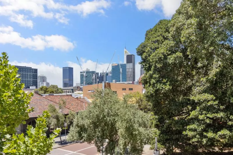 Stunning Views, Central Living!