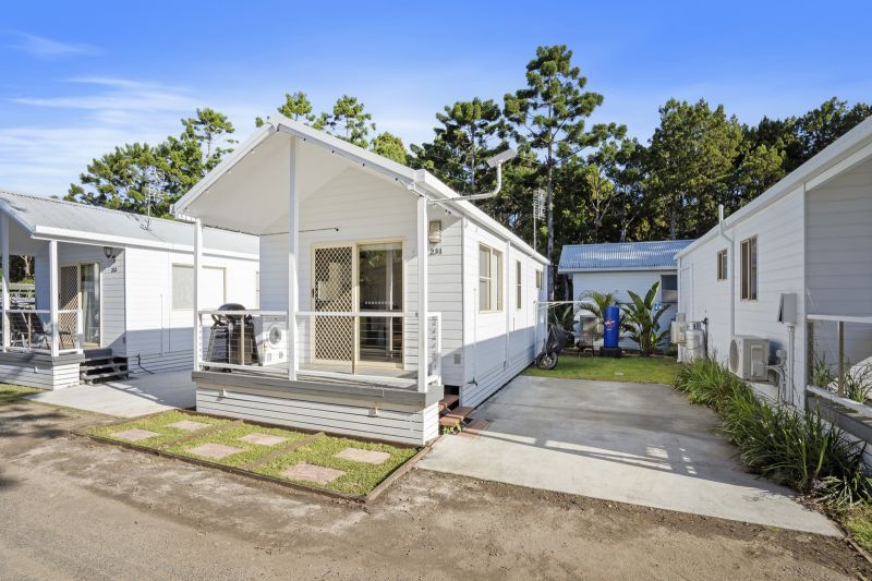 Enjoy a Holiday Lifestyle ...Everyday!