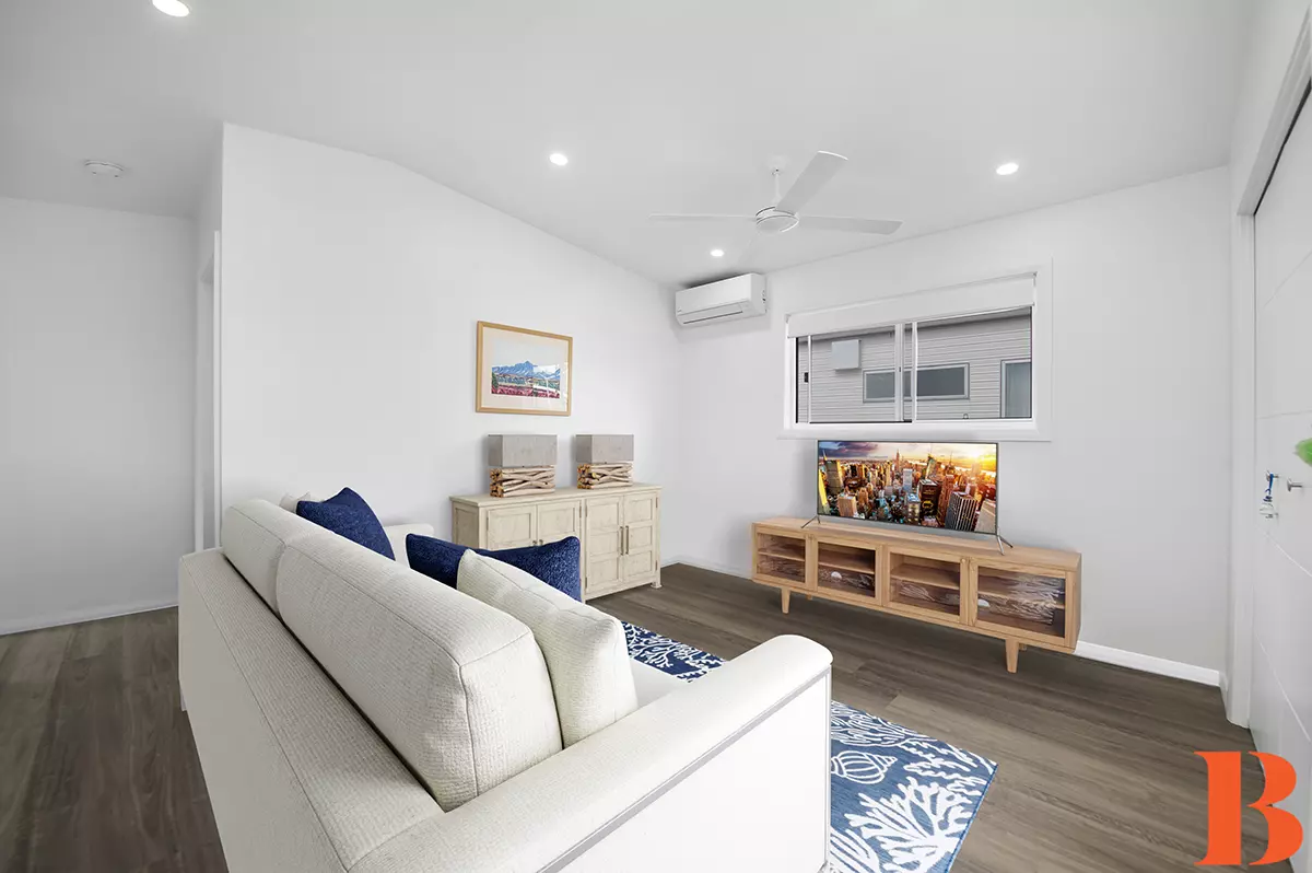 DEPOSIT TAKEN / UNDER CONTRACTOR - Almost Brand New, at Broadlands Green Point - Move straight in - Easy Lifestyle