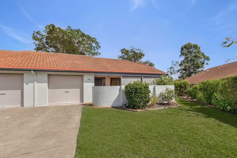 Villa on the Hill" with Private Garden Patio