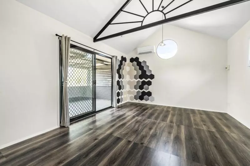 Relaxed Indoor-Outdoor Living