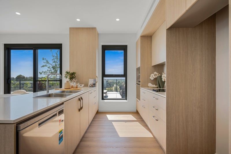 Expansive Penthouse with wrap around Balcony