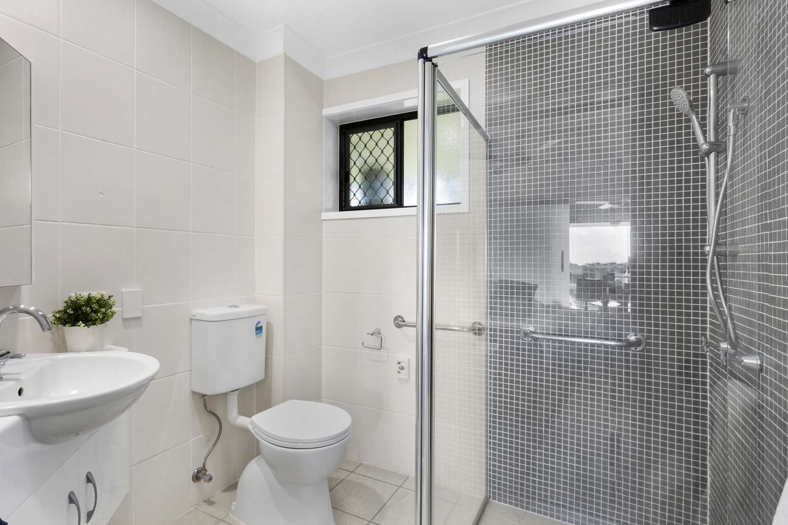 21/2-4 Terranora Road Banora Point, NSW 2486