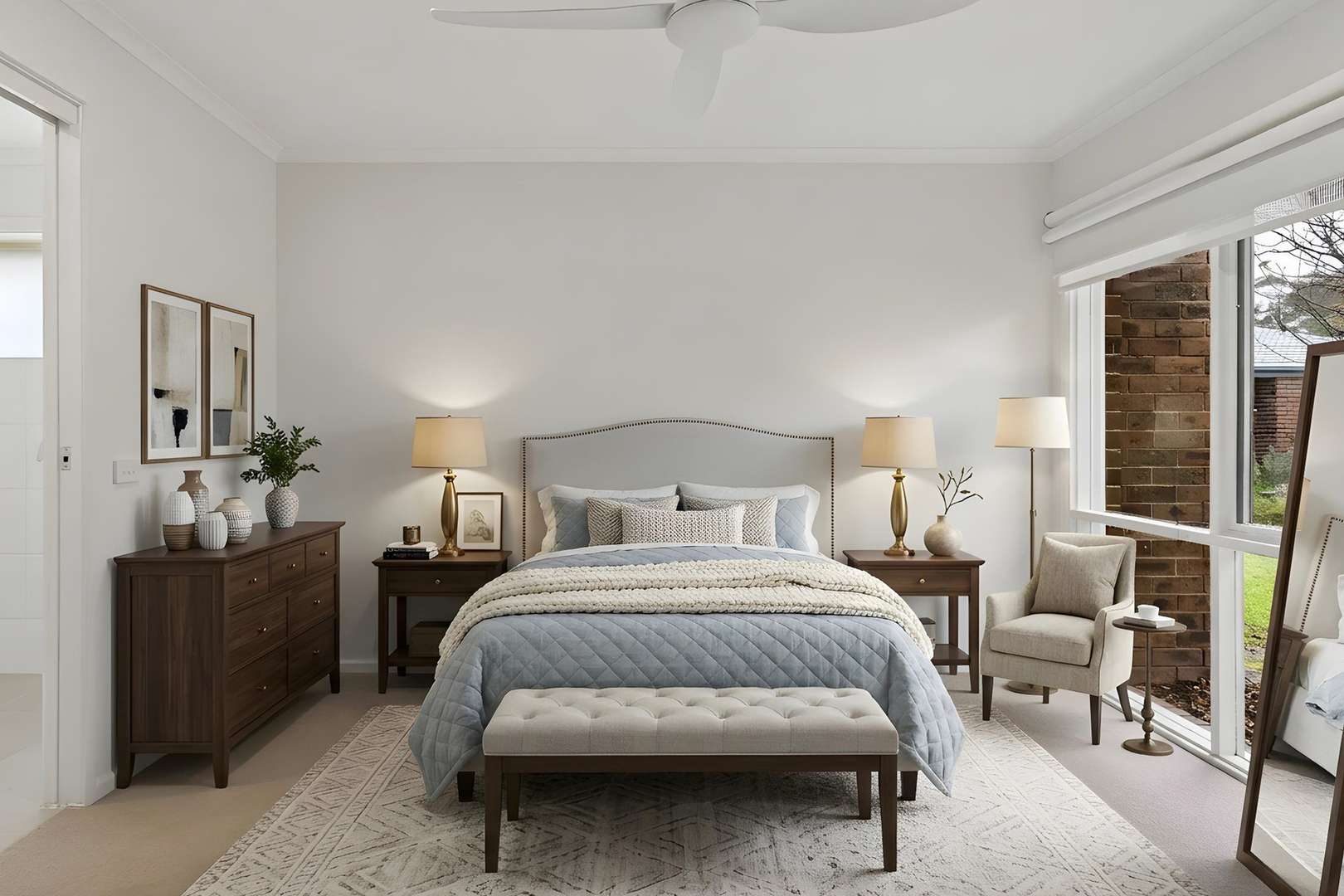 Beautifully Refurbished Villa Living