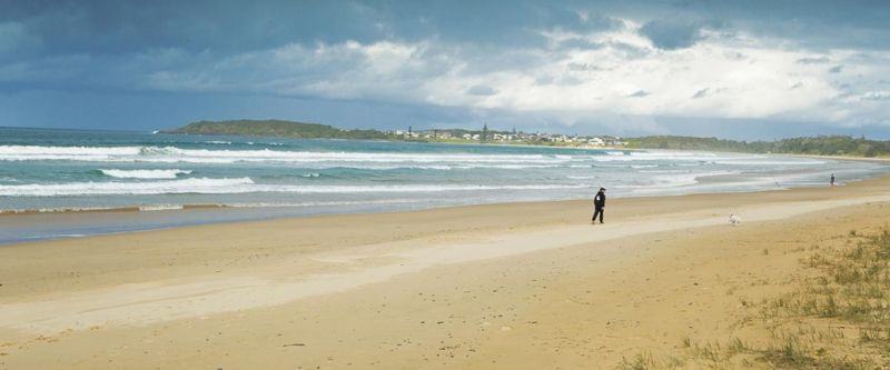 Retie to a new life at the beach!