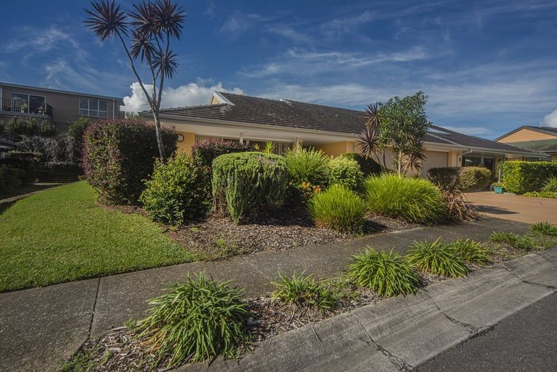 Light and Bright Villa with Stylish Finishes and Courtyard