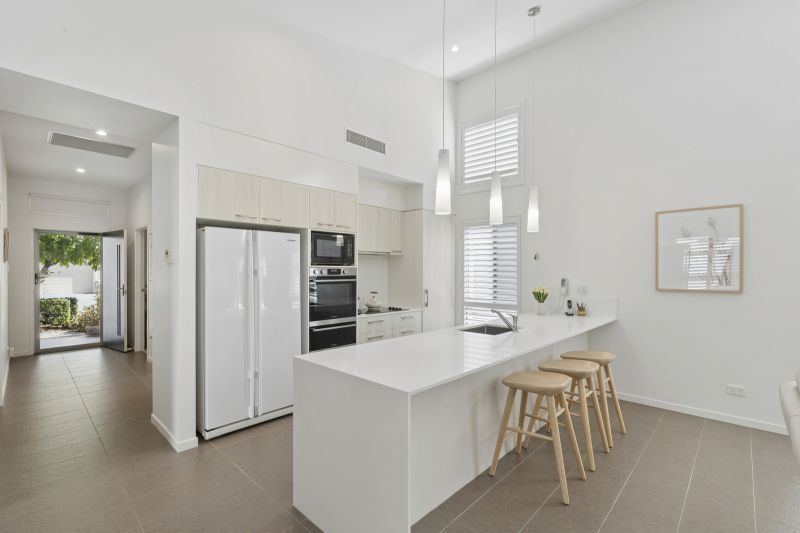 Site 200 - Established Heron