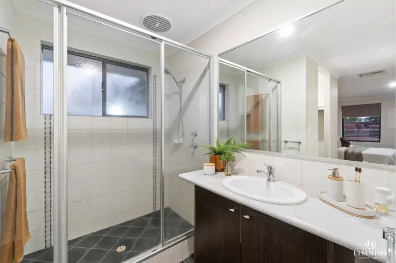 Super Spacious Family Living!