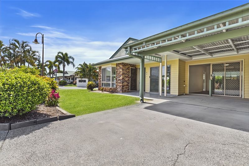 Two-bedroom villa with extra multi-use space