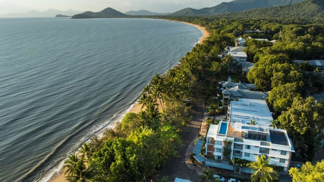 Positioned on the cusp of city and sea, Thyme Palm Cove is a unique blend of nature, freedom and connection