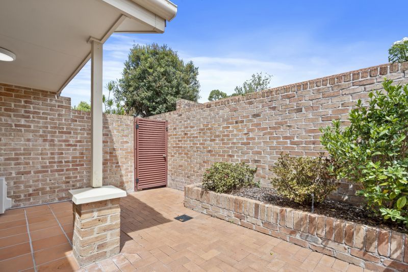 Generous 1-Bed Villa in the Heart of the Village